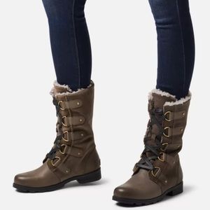 Sorel Emelie lace boots